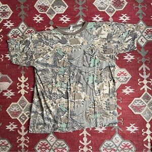 Vintage Realtree Print Camo T-Shirt L